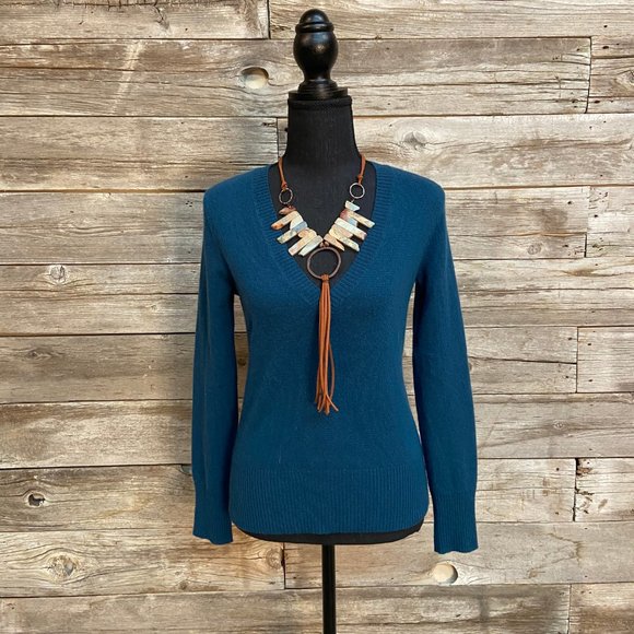 ✨💙Theory Blue 100% Cashmere Sweater💙✨ - Picture 4 of 6